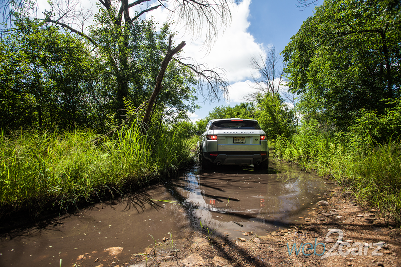 Illustration for article titled The Range Rover Evoque Isn't Just a Mall-Crawler